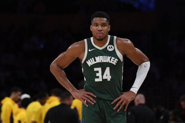 Meiji: Antetokounmpo có thể 