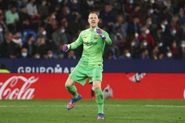 AS: Ter Stegen và Barcelona đã
